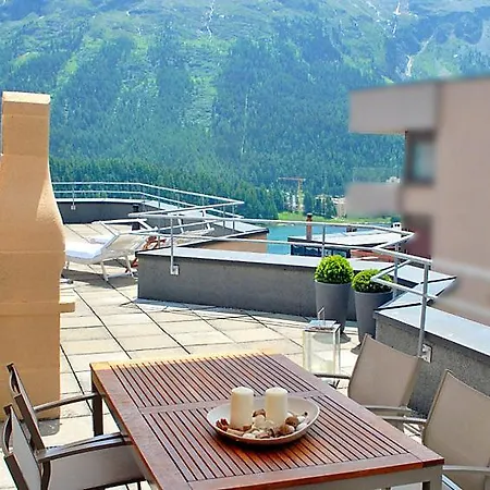 Moritz Sleeps 4 Pool Wifi Apartment