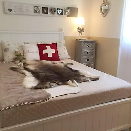 Moritz Sleeps 4 Pool Wifi *